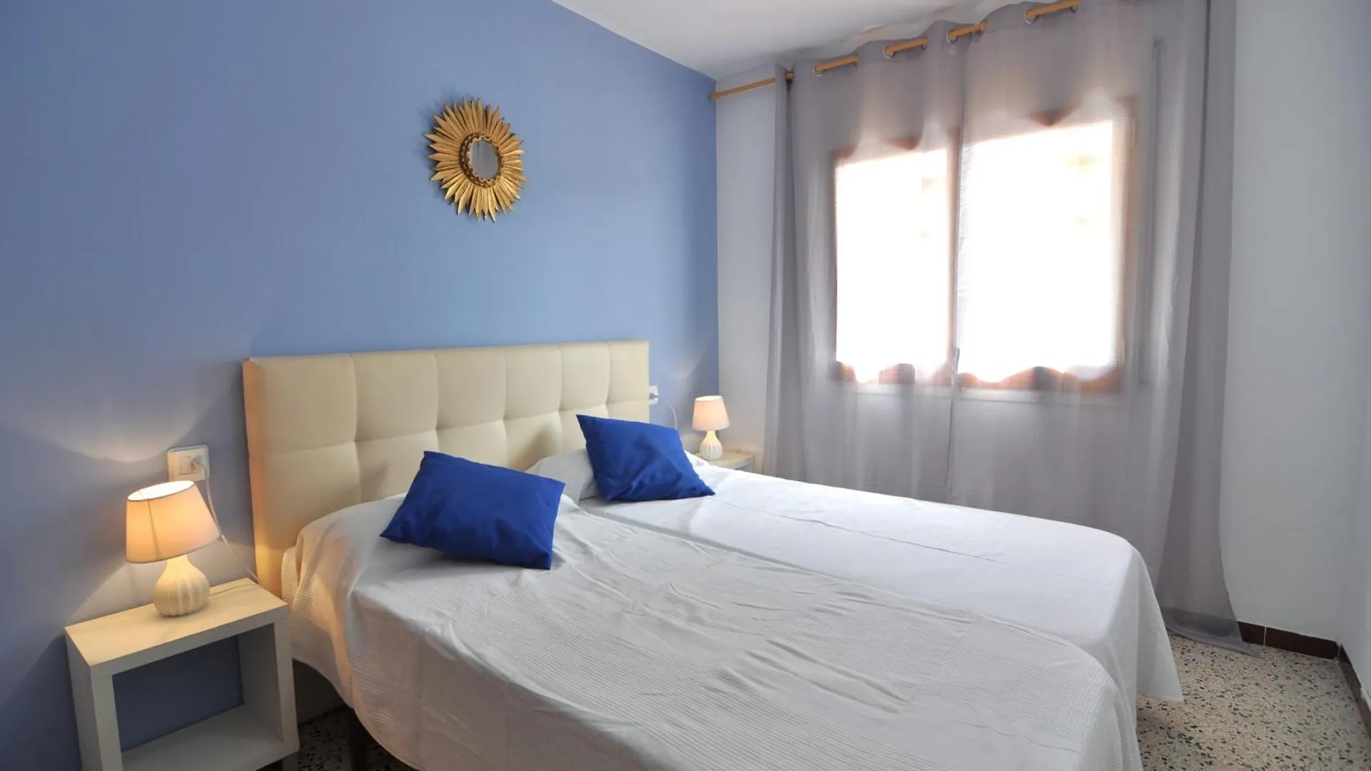 Appartement RNET - Roses II 0*,
